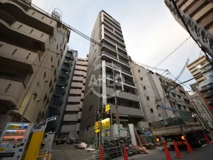 シャローズワン立売堀【6階】の外観