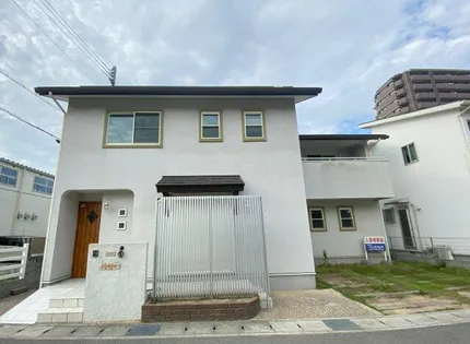 兵庫県姫路市岩端町【一戸建】の外観