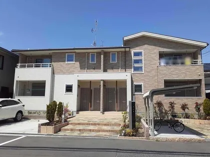 カーサ 彦【2階】の外観