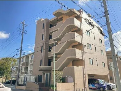 Crea名駅南【1階】の外観