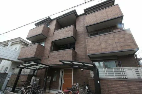 リレント西宮北口【101号室】の外観