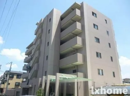 セリーゼウエストの画像