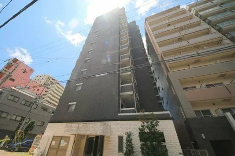 レジュールアッシュ梅田レジデンス【8階】の外観