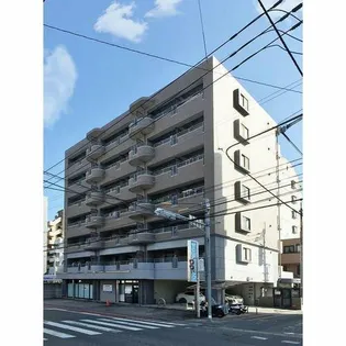 カリフィカーダ山荘【6階】の外観