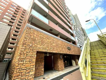 ORSUS新大阪(旧プレジオ新大阪ROUGE)【2階】の外観