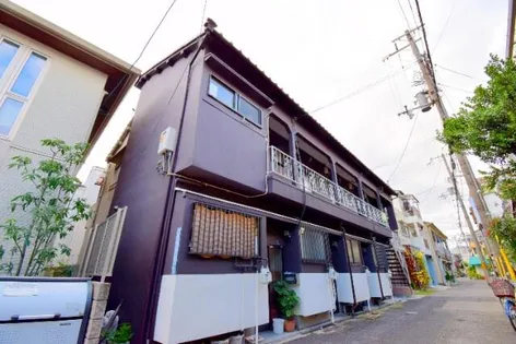 ロイヤル石原A棟【2階】の外観