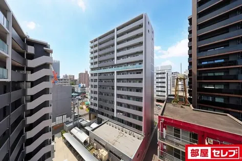 アローム ドゥ ジョア【3階】の外観