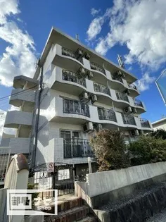 レイクサイドマンションの画像