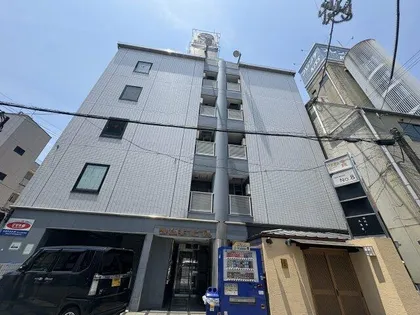 ツムギビル【301号室】の外観