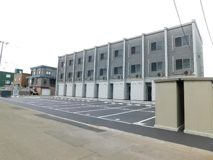 北海道札幌市白石区菊水元町七条3丁目【テラスハウス】の外観