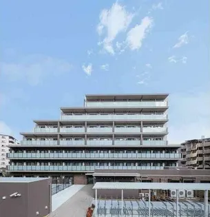 エルプレイス千里中央【1階】の外観