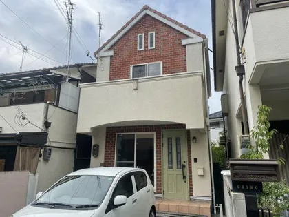 兵庫県姫路市増位本町1丁目【テラスハウス】の外観