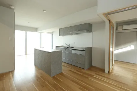 シャリマー西大路【4階】の外観