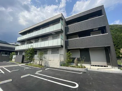 クレアトーレ神河【2階】の外観