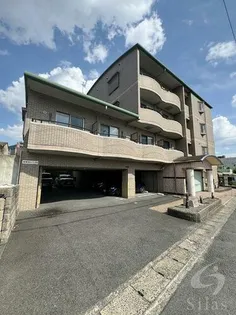 シャルト椥辻の画像