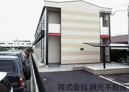 レオパレス空港西の画像