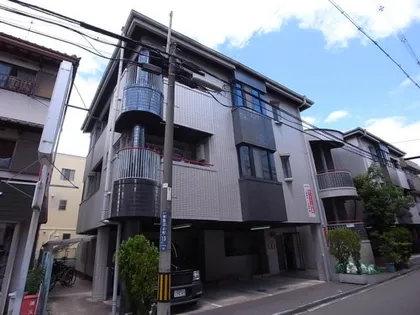 シャトラン香里園【106号室】の外観