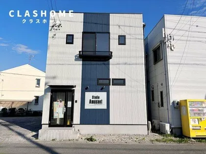 Amusant【2階】の外観