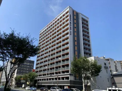 ETERNITY NISSEKI STREET福岡日赤通りの画像