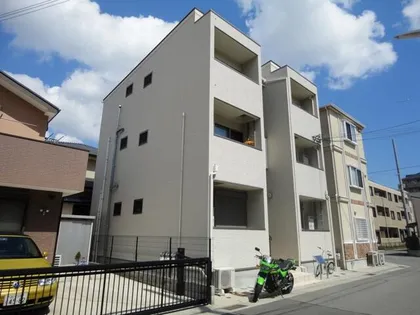 ホワイトハイツ川池【3F号室】の外観