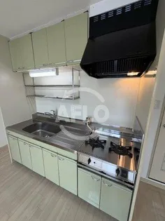 シャトー・レイクルイーズ【9階】のキッチン