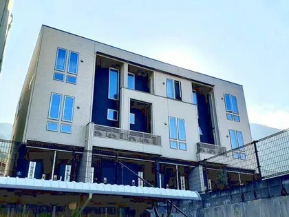 アンブラッセ Ⅱ【2階】の外観