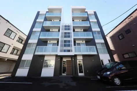 オペラ【5階】の外観