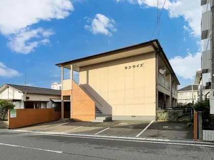 福岡県大野城市雑餉隈町3丁目【アパート】の外観