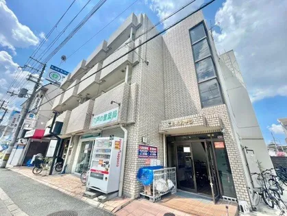 エルバハイツ【3階】の外観