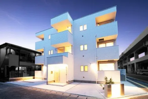 REGALEST FEMAの画像