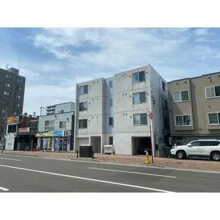 ラ・メゾン・デュ・リラ【3階】の外観