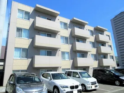 ラフィーネ福住の画像