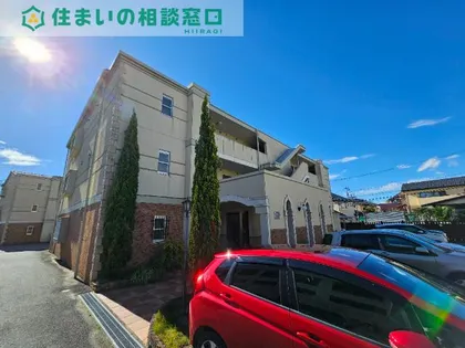 愛知県岡崎市真伝町字荒戸【マンション】の外観