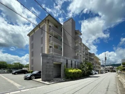 福岡県那珂川市道善3丁目【マンション】の外観