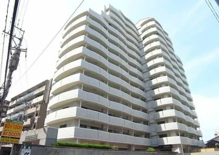 ライオンズマンション天神南の画像