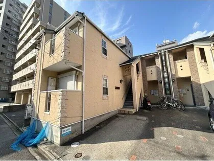 シャムロック熱田W棟【1階】の外観