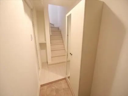 al‘aise高畑B(アレーズ高畑B)【1階】の玄関