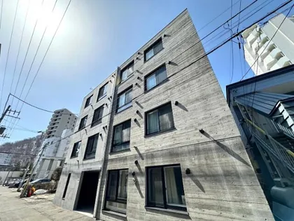 peche裏参道【1階】の外観