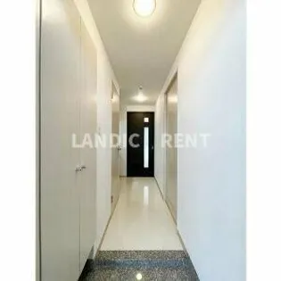 エムティースクエア吉塚駅前【5階】の玄関