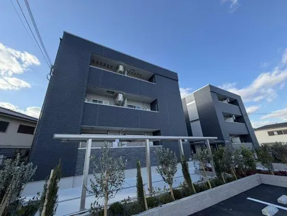 グランメゾンゆずり葉Ⅰ番館【1階】の外観