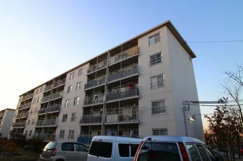 神陵台東住宅48号棟の画像