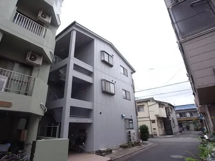 メゾンルイの画像