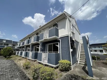 ジュネス徳次F【2階】の外観