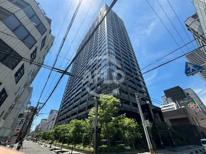 プレサンスレジェンド堺筋本町タワー【9階】の外観