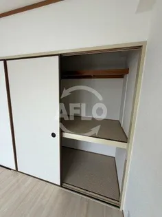 シャトー・レイクルイーズ【2階】の内装