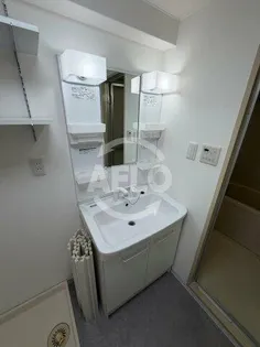 シャトー・レイクルイーズ【2階】の内装