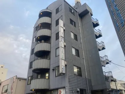 第一アカデミービルの画像