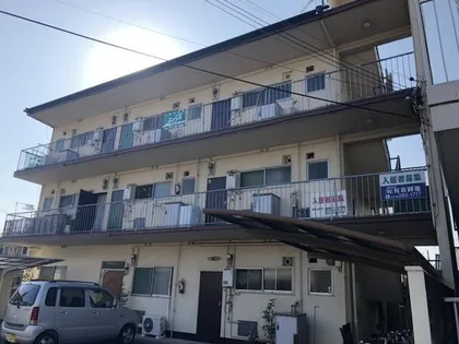 浦岡マンションの画像