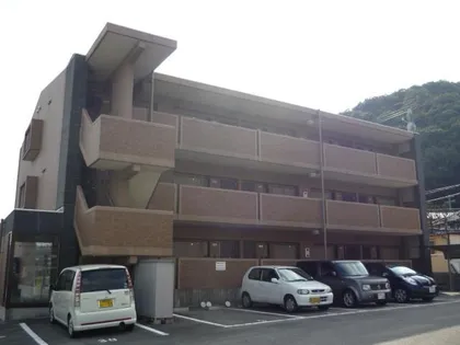 上野マンション【1階】の外観