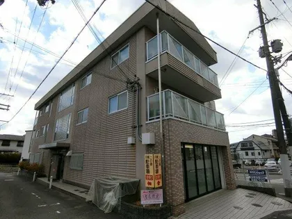 大阪府四條畷市大字岡山【マンション】の外観